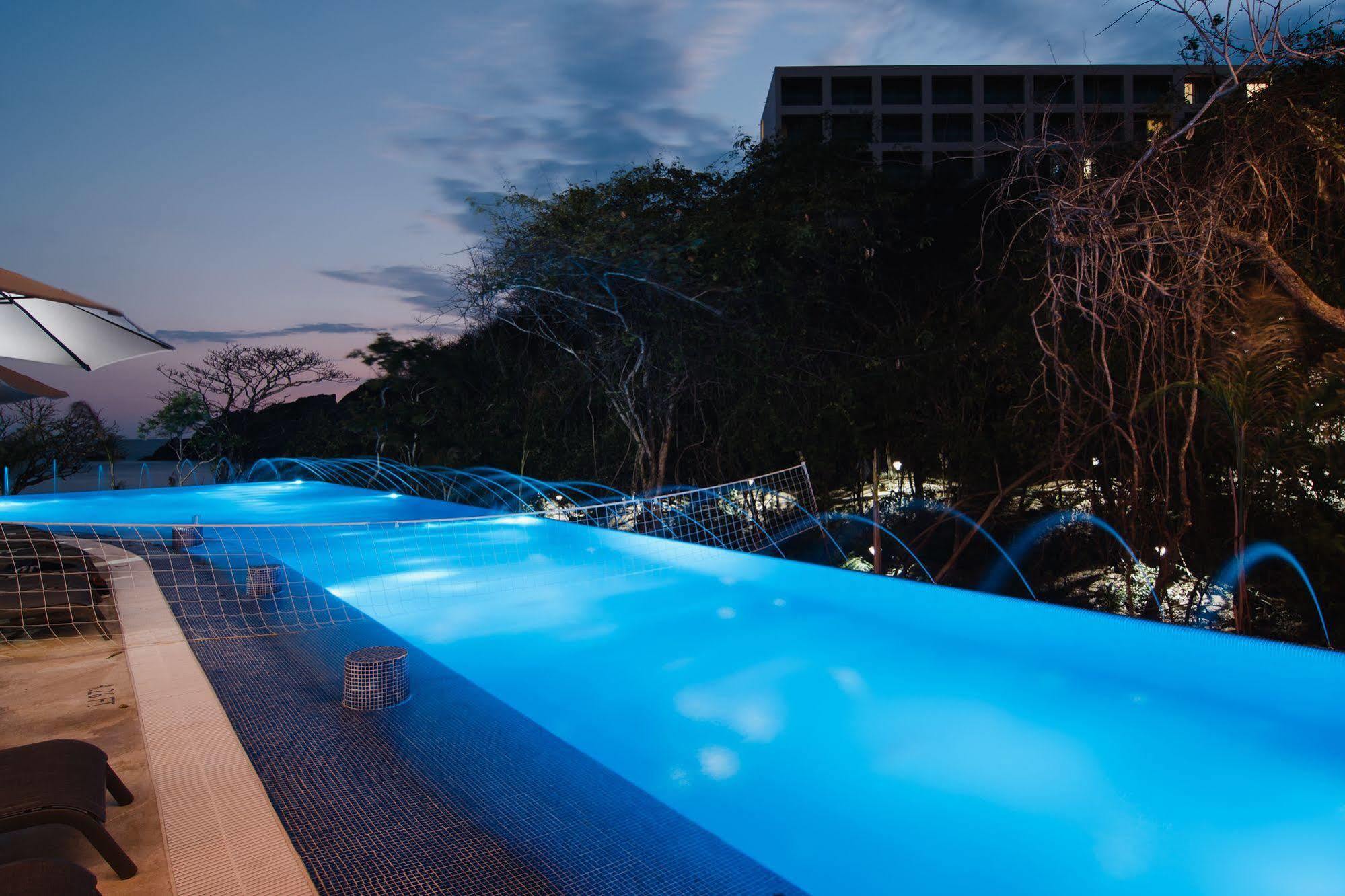 Isla Natura Beach Huatulco Танголунда Экстерьер фото